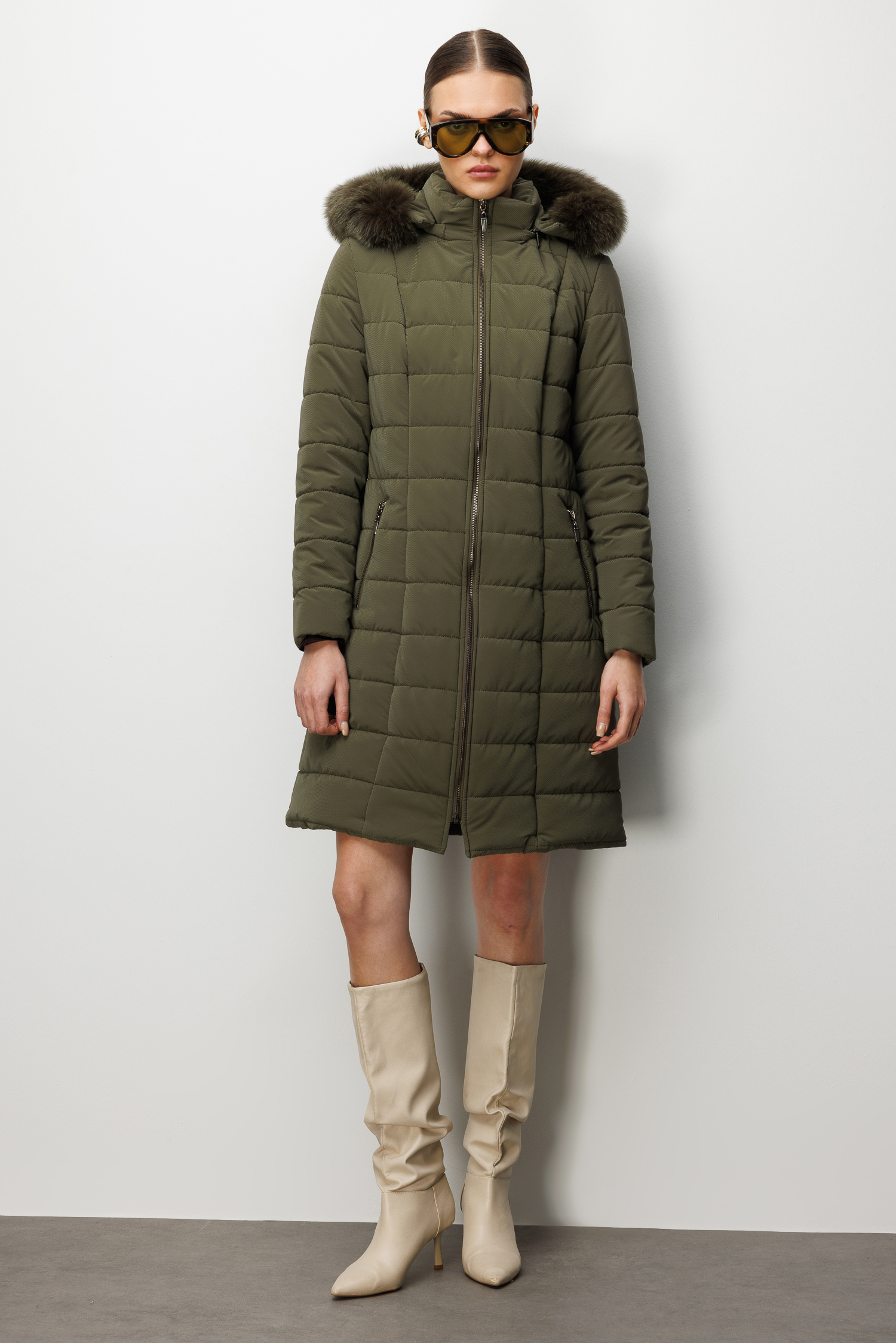 Trenç Orjinal Kürklü Kapüşonlu Kapitone Kaban 5630-2