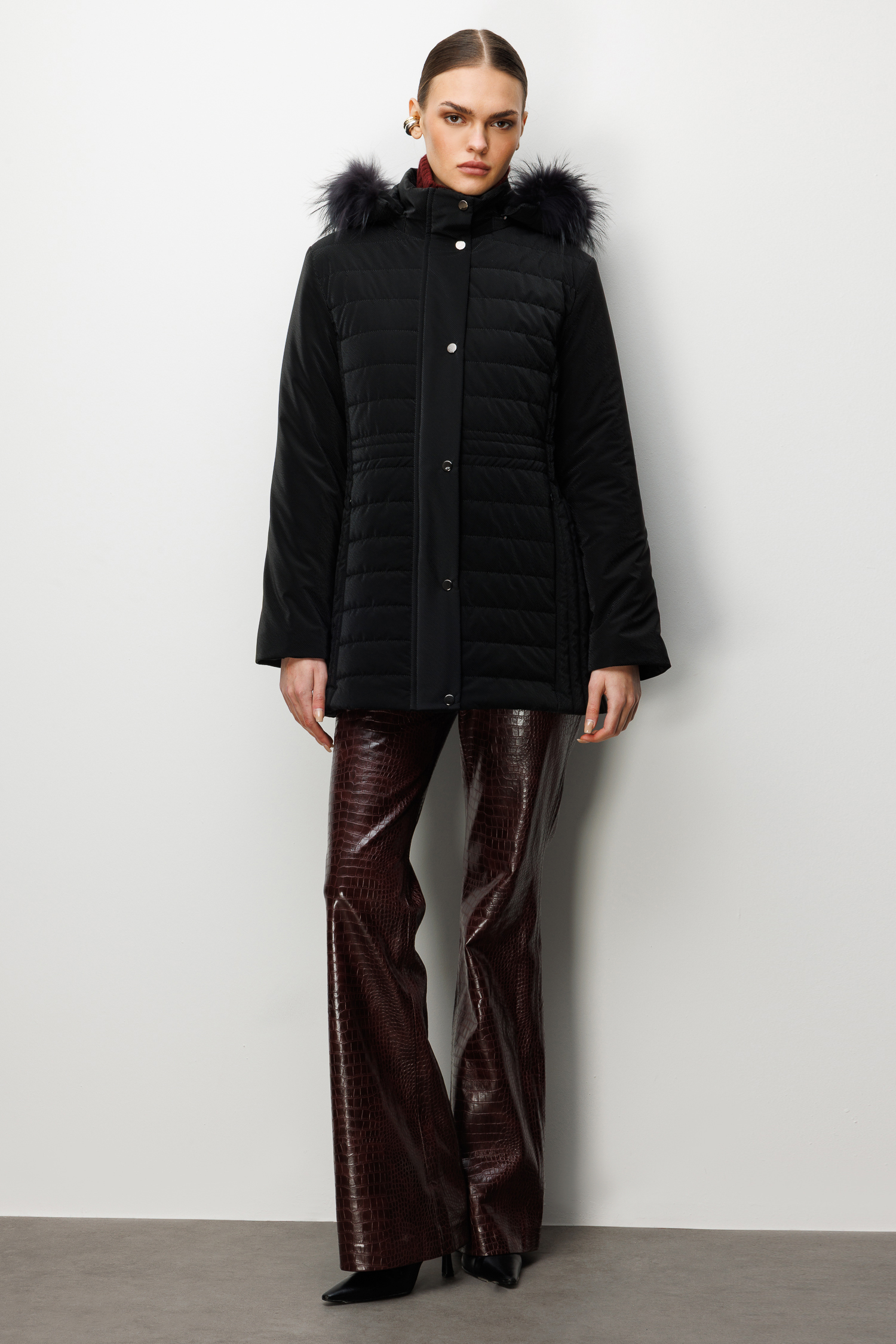 Trenç Orjinal Kürklü Kapüşonlu Kapitone Mont 5772-2